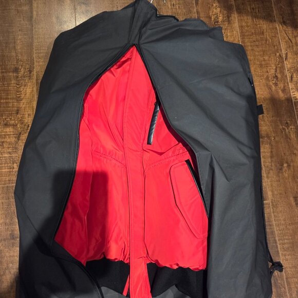 Mackage Dixon Bomber Jacket - Red NWOT - Picture 3 of 9